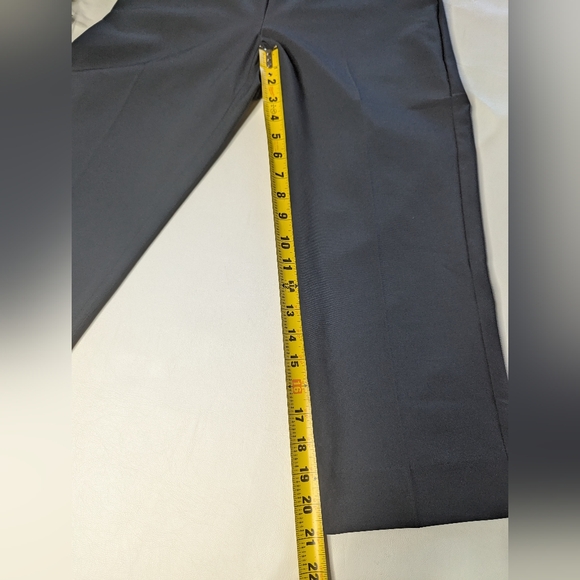 Tail Golf Bundle Of 6! Capris Shorts Size 2 - Picture 9 of 10